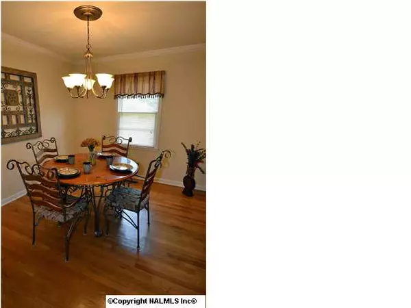 Huntsville, AL 35810,3307 NW Barton Avenue