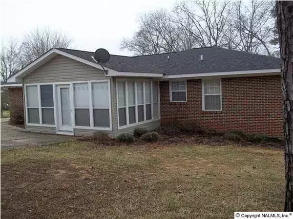 Gadsden, AL 35904,104 Buena Vista Circle