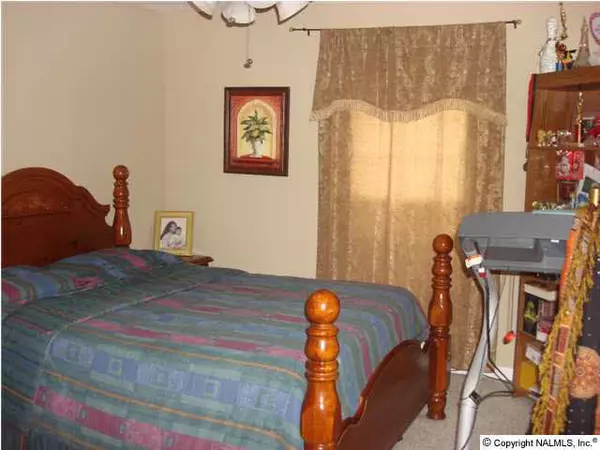 Rainbow City, AL 35906,174 Joham Street