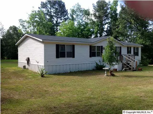 Cedar Bluff, AL 35959,1115 County Road 136