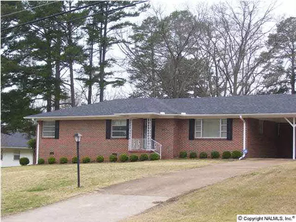 2024 Fairview Road, Gadsden, AL 35904