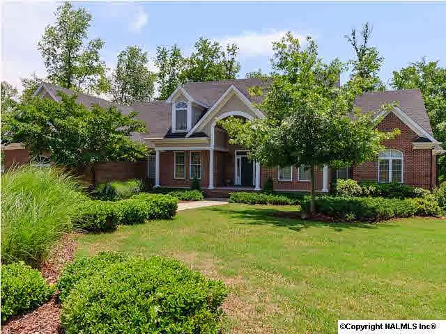 167 Edenshire Drive, Huntsville, AL 35811