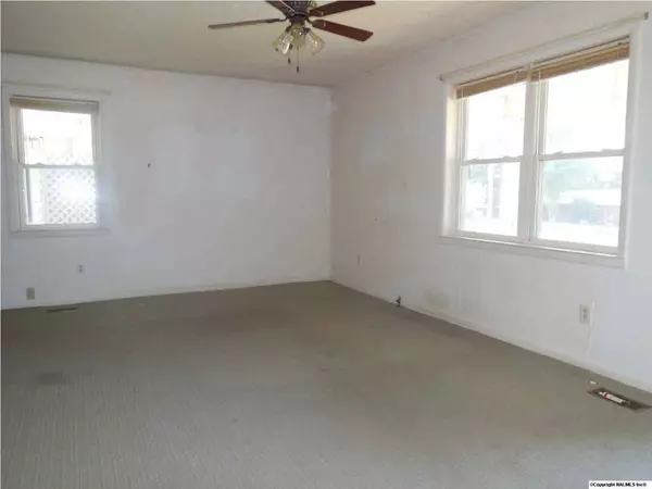 Boaz, AL 35957,407 Benton Avenue