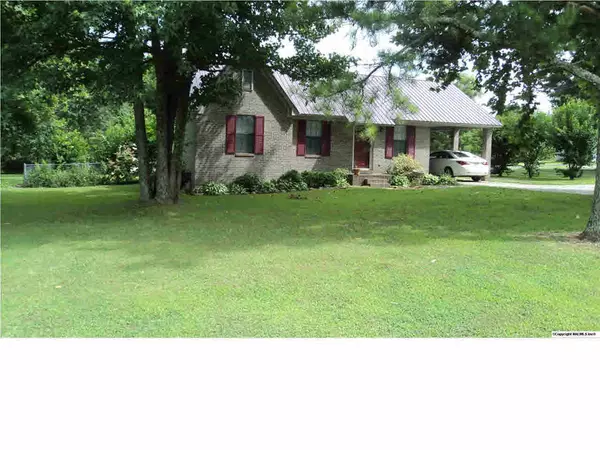 1556 Church Avenue, Rainsville, AL 35986