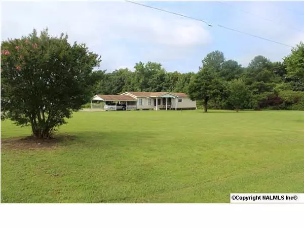 1282 Neel School Road, Danville, AL 35619