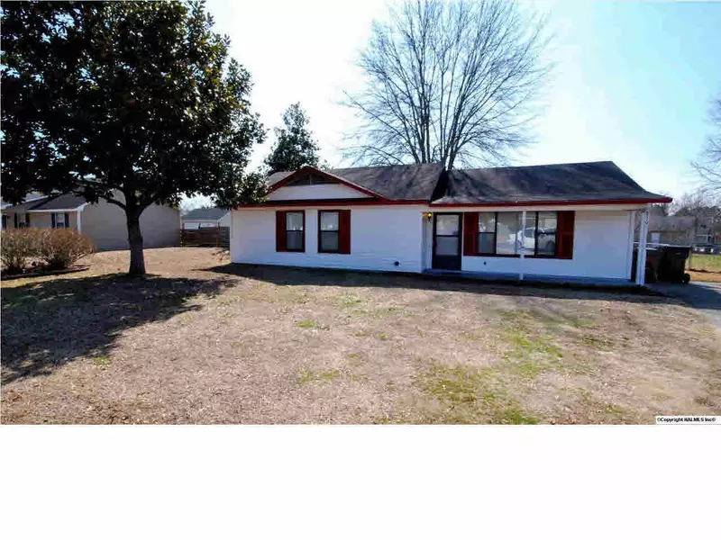 810 SW Mitwede Street, Hartselle, AL 35640