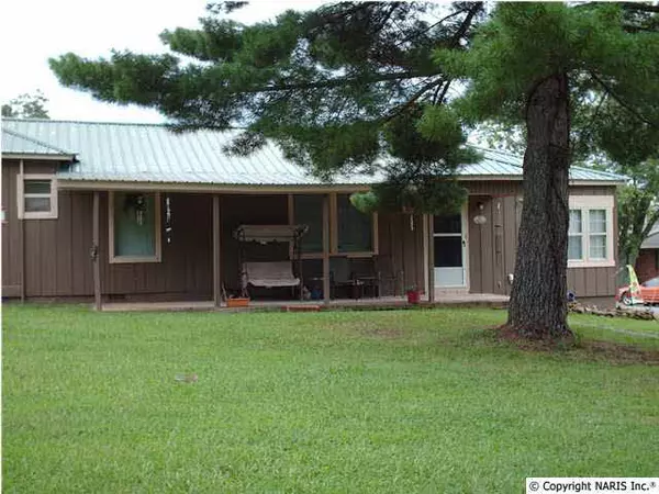 700 Beeson Gap Road, Fort Payne, AL 35967