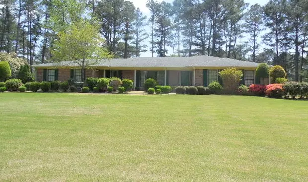 Decatur, AL 35603,2215 Burningtree Drive