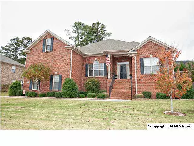 6619 Hampton Bend Circle, Owens Cross Roads, AL 35763