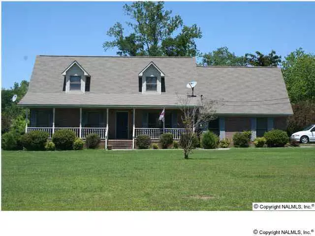 Douglas, AL 35964,2131 Highway 168