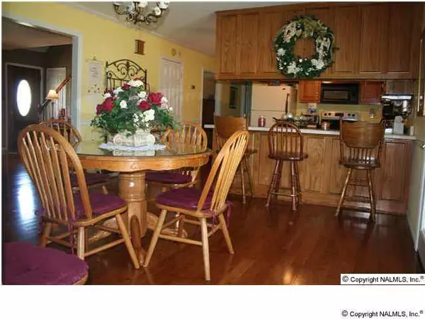 Douglas, AL 35964,2131 Highway 168