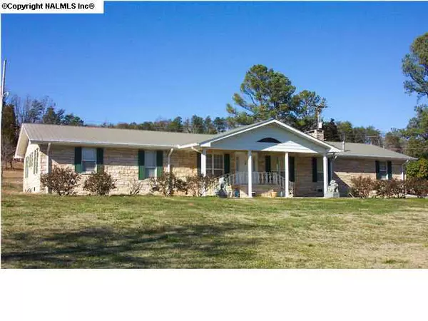 2316 N Alabama Avenue, Fort Payne, AL 35967