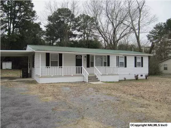 285 Mitchell Avenue, Albertville, AL 35951