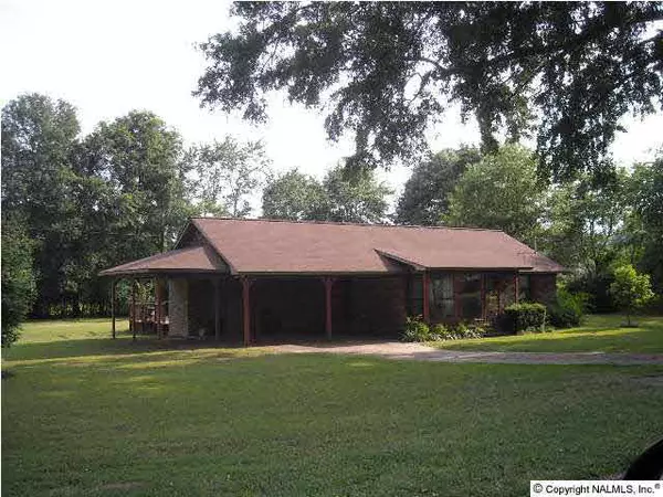 1901 Tillison Road, Gadsden, AL 35903