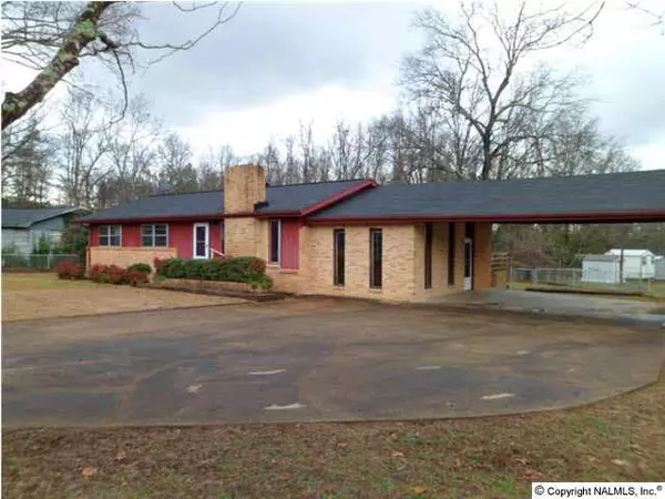 425 Jerrie Dale Drive, Anniston, AL 36201