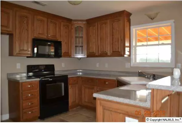 New Hope, AL 35760,1502 Old Gurley Pike