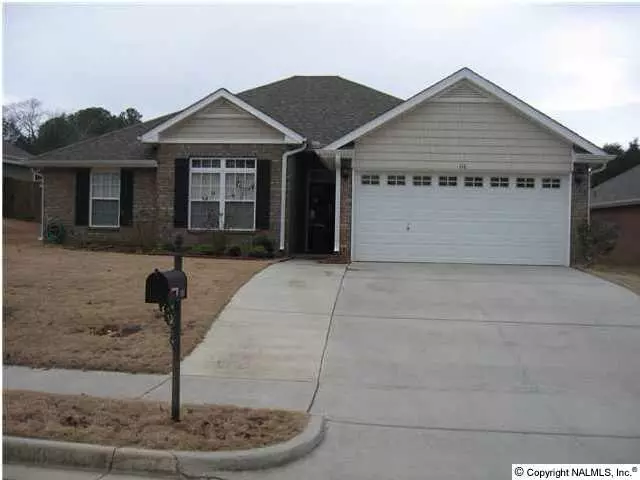 120 Coach Glen Lane, Owens Cross Roads, AL 35763