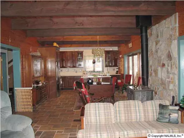 Langston, AL 35755,541 Chilcotin Road