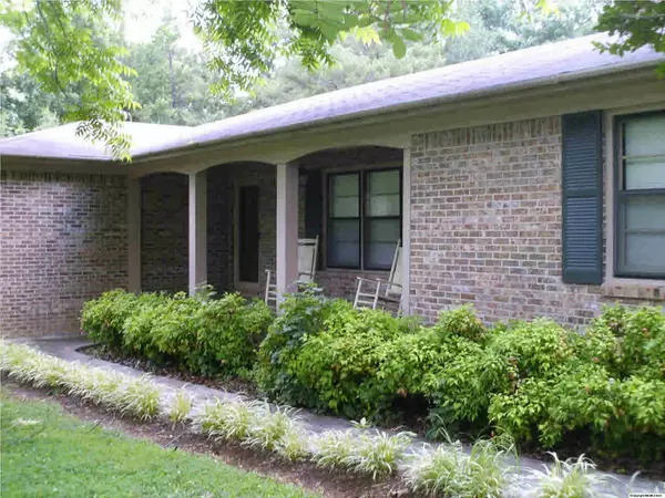 Somerville, AL 35670,74 Water Tower Road