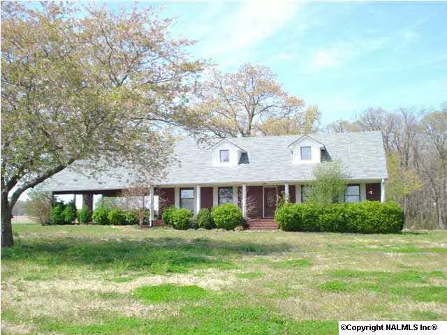 Toney, AL 35773,884 Murphy Hill Road