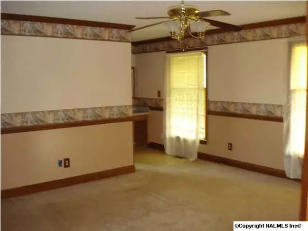 Toney, AL 35773,884 Murphy Hill Road