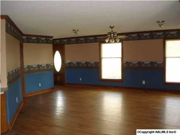 Toney, AL 35773,884 Murphy Hill Road