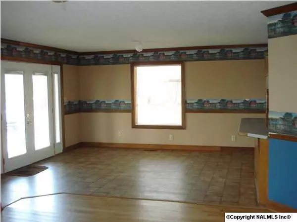 Toney, AL 35773,884 Murphy Hill Road