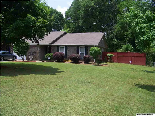 1017 Club View Drive, Huntsville, AL 35816