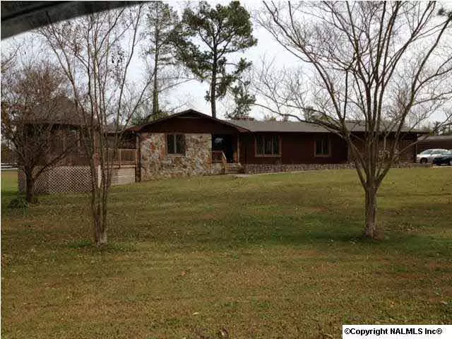 110 Pine Needle Trace, Guntersville, AL 35976