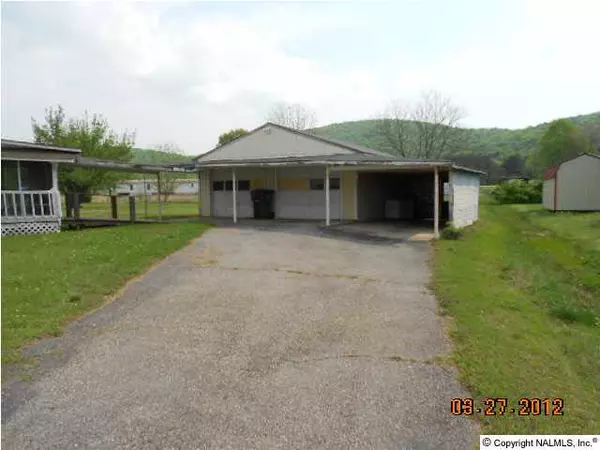 Owens Cross Roads, AL 35763,2289 Old Highway 431