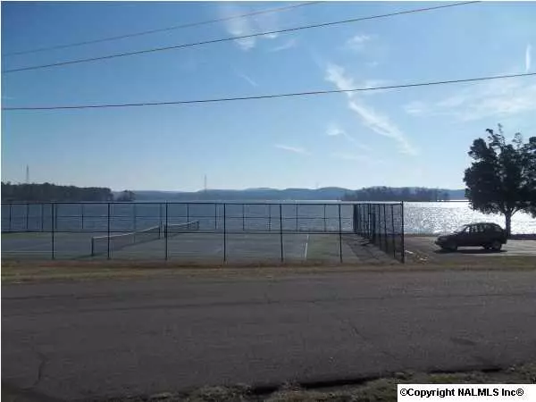 Guntersville, AL 35976,62 Riverbend