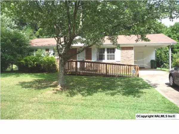 3002 Mountain Park Circle, Huntsville, AL 35810