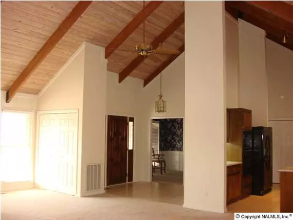 Rainbow City, AL 35906,385 Bay Point Drive