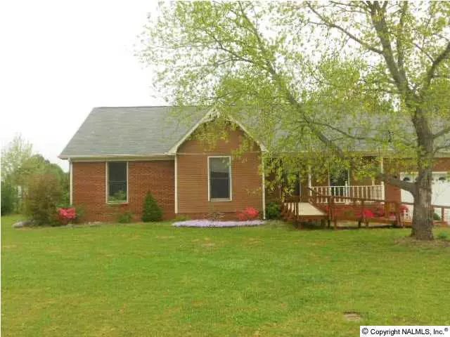 114 Brookview Drive, Hazel Green, AL 35750