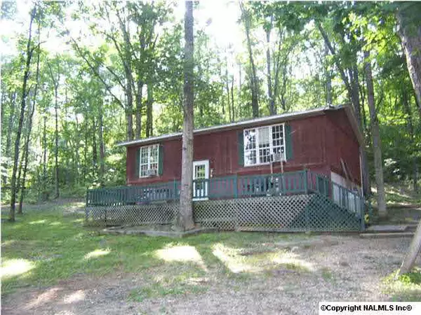 690 County Road 738, Valley Head, AL 35989