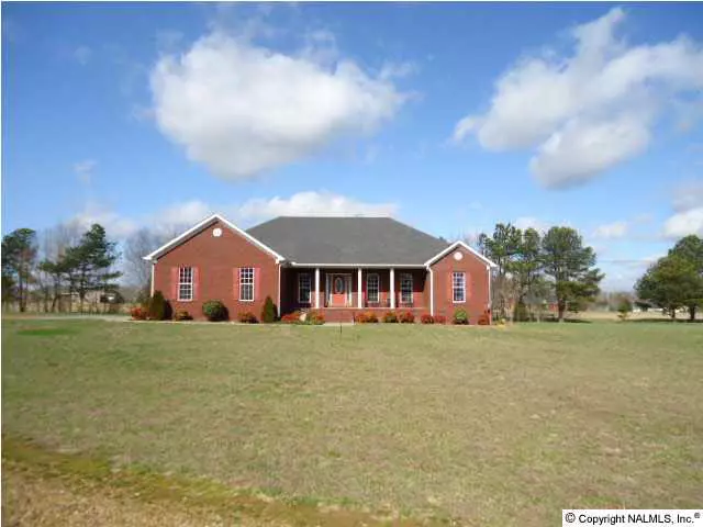 35 Slaughter Pen Road, Ardmore, TN 38449