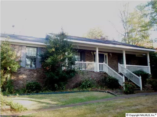 Guntersville, AL 35976,5616 Pawnee Circle