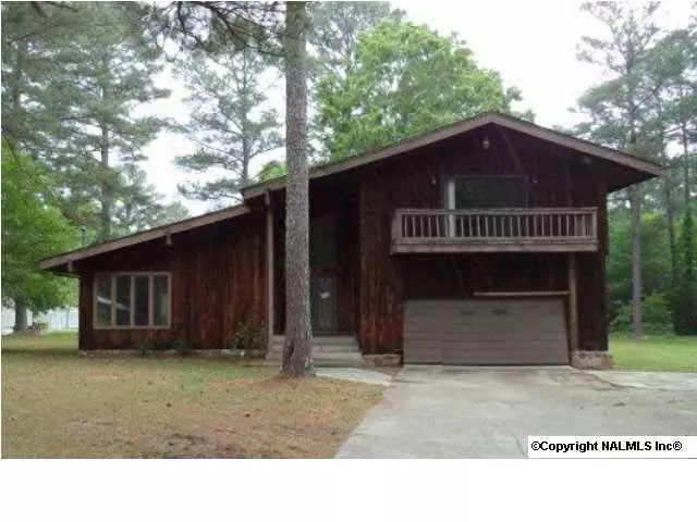 Gadsden, AL 35901,1208 Tidmore Bend Road