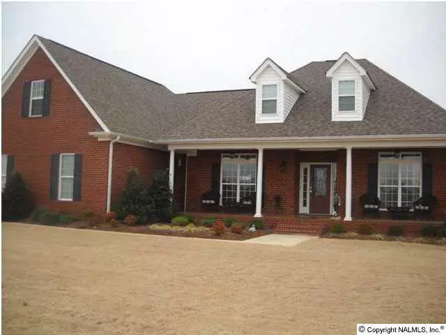 22283 Southern Breeze, Athens, AL 35613