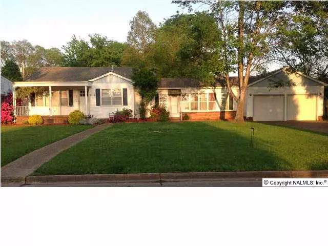 1116 SE 7th Avenue, Decatur, AL 35601