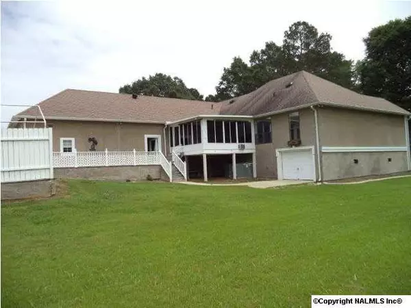 Gadsden, AL 35903,524 Sherry Lane