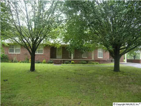 Moulton, AL 35650,17195 County Road 460