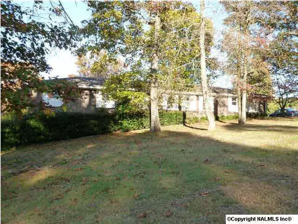 206 County Road 20, Dawson, AL 35963