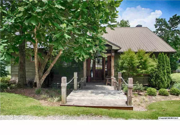 295 County Road 244, Arley, AL 35541