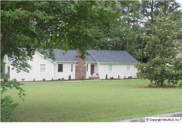 6004 NW Putter Lane, Fort Payne, AL 35967