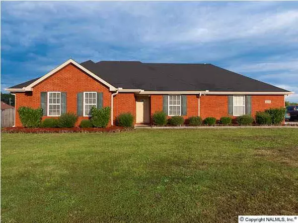 203 Day Lily Drive, Harvest, AL 35749