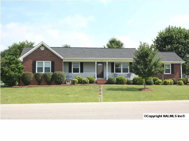 114 Katina Road, Hazel Green, AL 35750