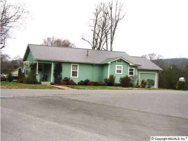 1009 Webb Street, Scottsboro, AL 35768