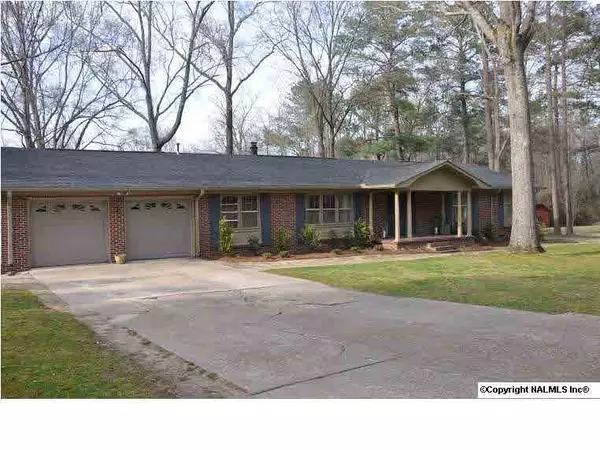 225 Monterey Circle, Gadsden, AL 35901