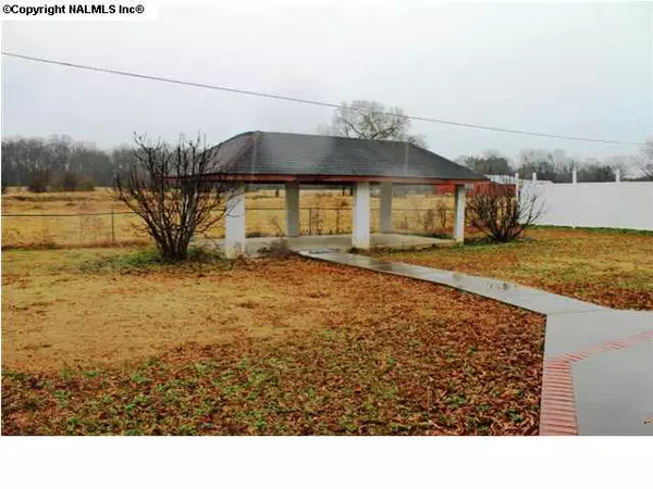 Moulton, AL 35650,13446 Market Street